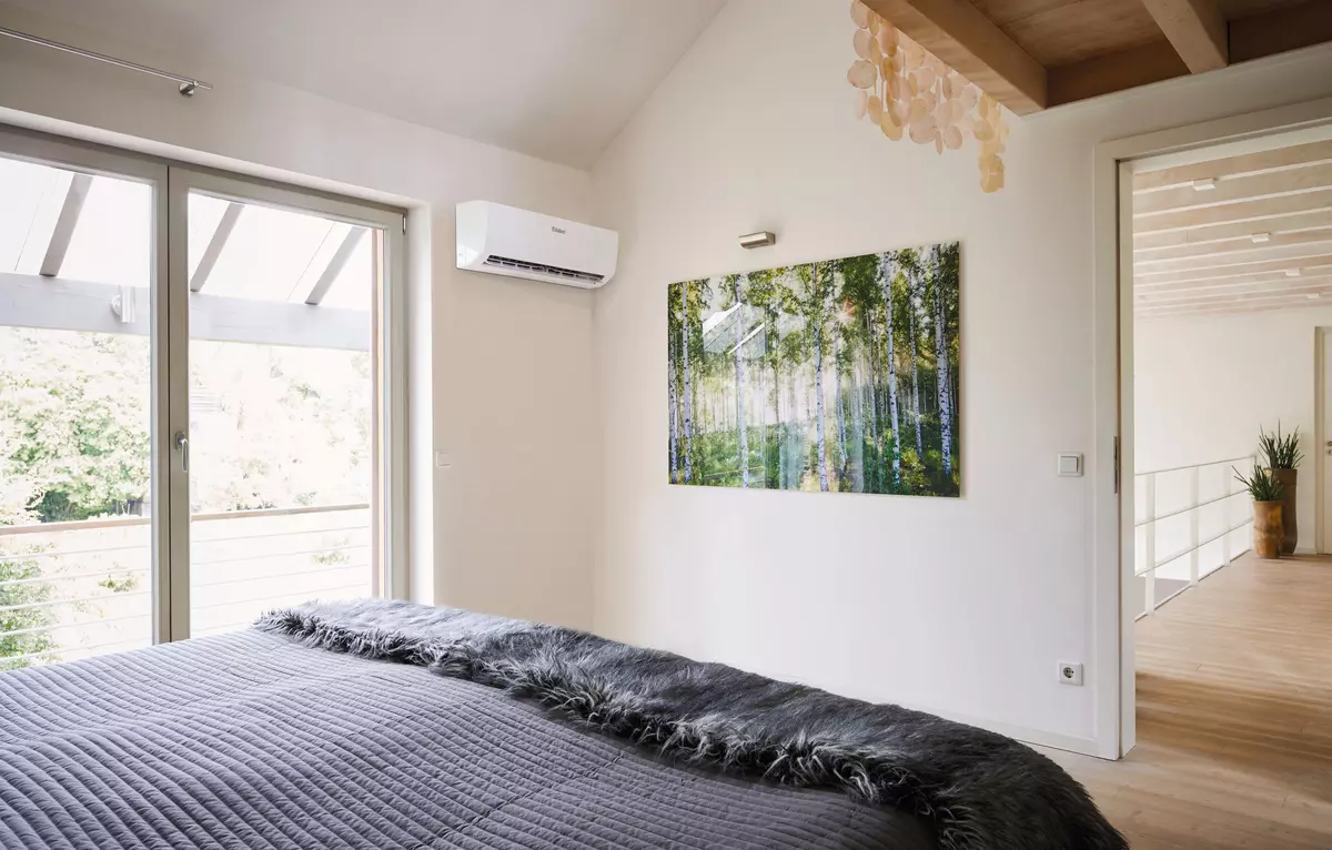 Schlafzimmer mit Klimaanlage